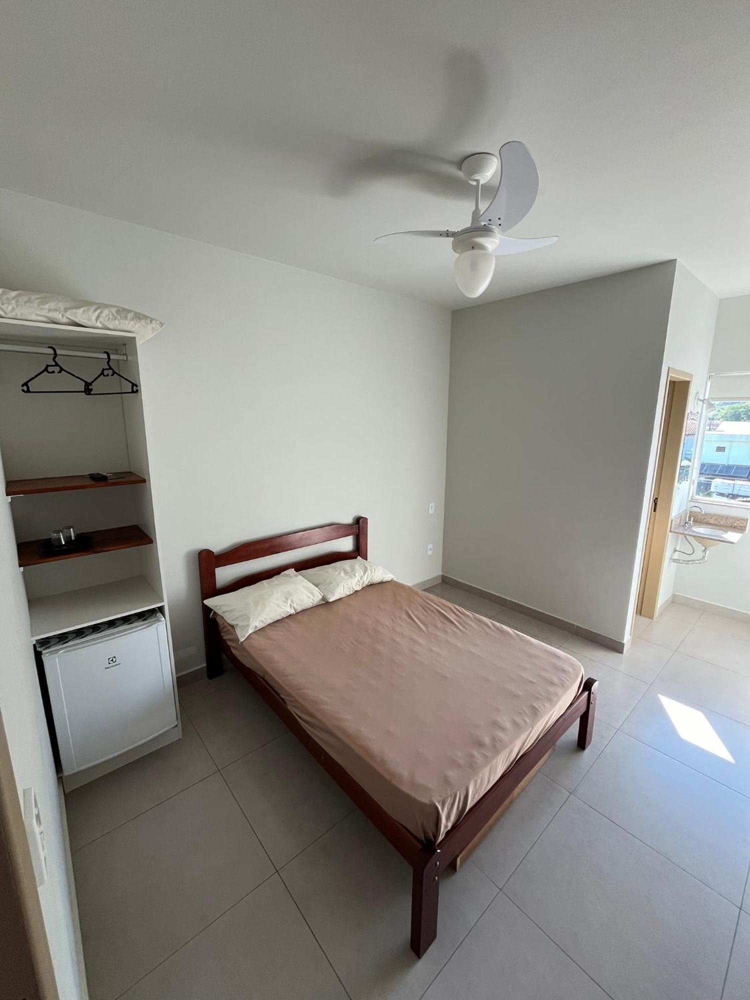 Edificio Lorenzi - Suites & Aparts Ubatuba Exterior photo